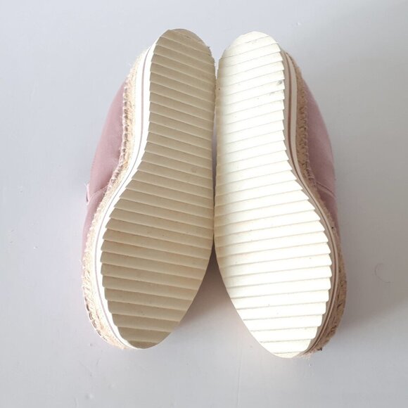 EUC Zara blush pink satin effect slip on espadrille style shoes, US 6 - Picture 14 of 16